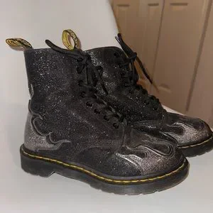 Dr.Martens FLAMING GLITTER ラメブーツ Dr. Martens 1460 Pascal Flame Women's Size 6 US Red Glitter